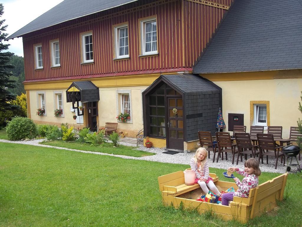 Pension Familia Harrachov Exterior photo